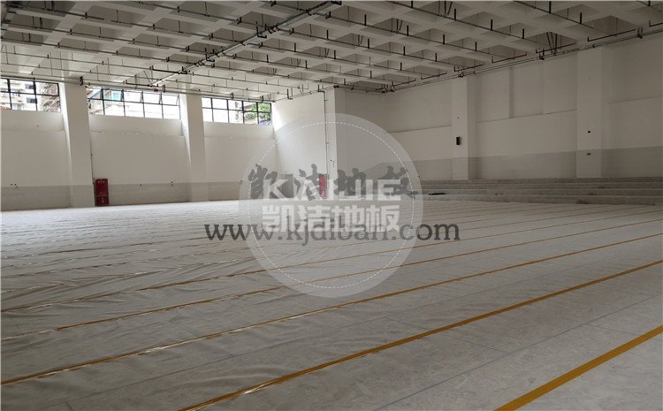 四川綿陽實(shí)驗(yàn)中學(xué)體育館木地板項(xiàng)目-凱潔體育木地板廠家