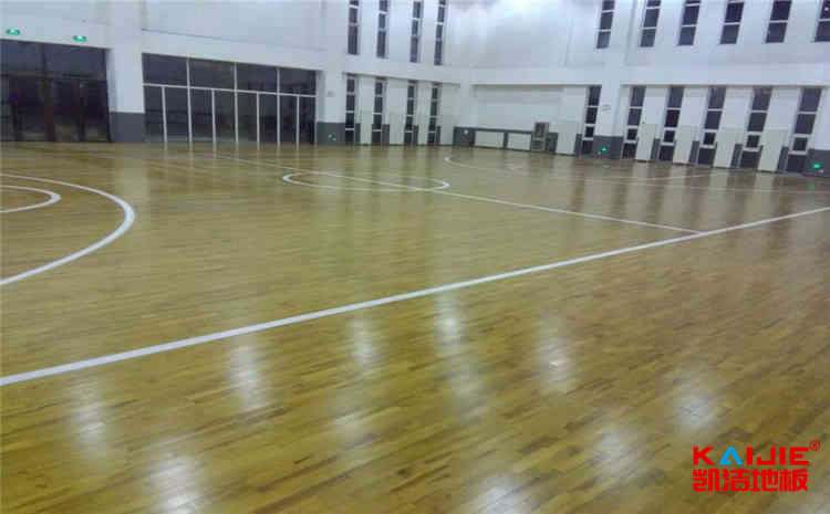 山東體育地板一般多少錢(qián)