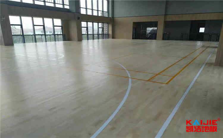 拼裝體育場木地板多少錢一平米